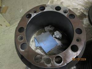 lot 356 image: accuride 52336-108 brake drum 14.50...