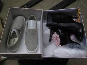 lot 366 image: 4 pairs of just fab shoes various k...