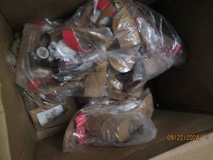 lot 373 image: 10 pairs of womens muk luk sandles...