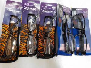 5 pair Reading Glasses 1.25 with ca...