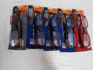 5 pair Reading Glasses 2.50 with ca...