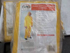 SAS Heavyweight Rain Suit size M...