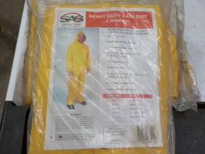 SAS Heavyweight Rain Suit size M...