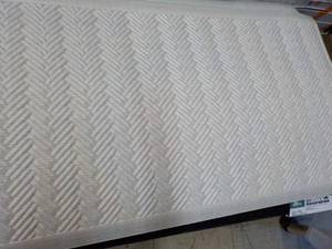 Stylewell 20 x 36 Off White Comfor...