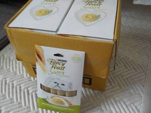 30 x 4 packs Natural Chicken in a D...