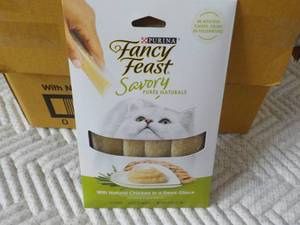 30 x 4 packs Natural Chicken in a D...