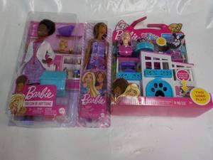 Barbie...