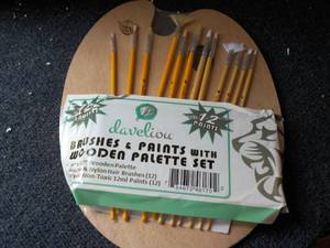 Daveliou Brushes and Paint with Woo...