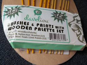 Daveliou Brushes and Paint with Woo...