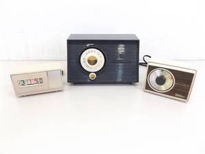 Vintage WORKING General Electric Radio and Timers