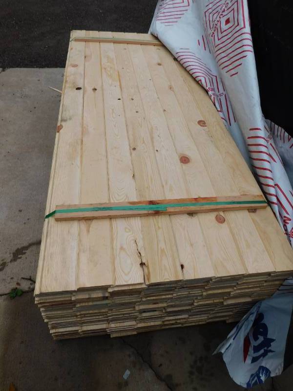 1 x 6 x 12 NickelGapV Groove Shiplap Ponderosa Pine #2 Reversible - 1536 Linear Feet