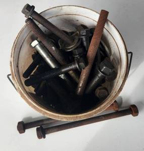 lot 537 image: Bucket of Bolts