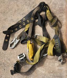 lot 540 image: Miller Safety Harness