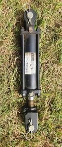lot 547 image: Eaton Field Mate plus Hydraulic Cylinder