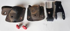 lot 552 image: Dodge Suspension Parts