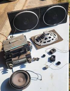 lot 561 image: Rockford Fosgate 6x9 Speakers Misc Stereos