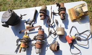 lot 563 image: Kats Engine Heater 115 Watt Lot of Engine Heaters