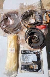 lot 579 image: Zip Ties - Weather Stripping