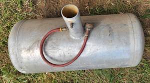 lot 587 image: Aluminum Fuel Tank