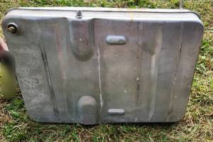 lot 593 image: Cessna 150 Fuel Tank #2. 30206