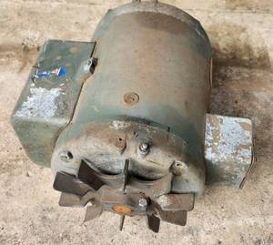 lot 602 image: BALDOR INDUSTRIAL MOTOR L3708T