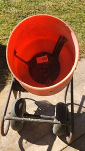 lot 607 image: KUSHLAN Electric Cement Mixer