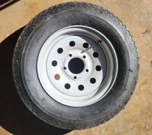 lot 608 image: New Trailer Tire 13 ST 175-80-13