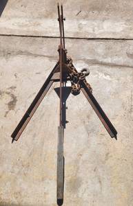 lot 628 image: Tire Bead Breaker