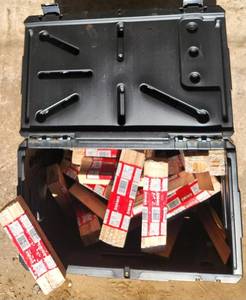 lot 632 image: Huge Lot of Shims in plastic box NEW