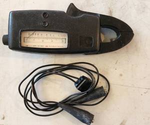 lot 689 image: General Electric Meter #942D