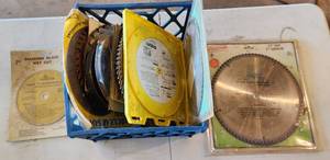 lot 698 image: Lot of Saw Blades New & Used