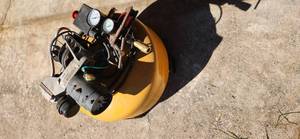 lot 713 image: Stanley Air Compressor 6 gallon
