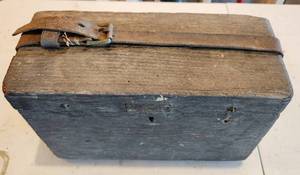 lot 715 image: AMAZING FIND Vintage KEUFFEL & ESSER Survey Equipment