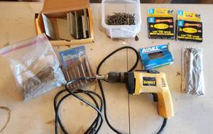lot 722 image: DeWalt Electric Drill, Drill Bits, 7 Spikes 