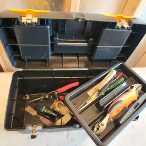 lot 731 image: Stanley Tool Box with Tools, knifes, Levels, Snips, Shears, Pliers, Chisel, AC TESTER