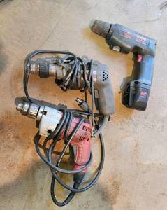 lot 24 image: Drill Lot x3