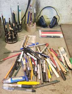 lot 70 image: Pencil & Pen Lot with holders Glass Pencil lot, Brushes Markers, Lights