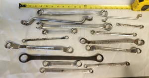 lot 120 image: Craftsman, NAPA, Assorted Wrenches