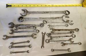 lot 121 image: Assortes Box & Open Ended Standard Wrenches