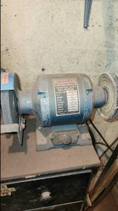 lot 15 image: MENARD Electric Bench  Grinder TESTED WORKS