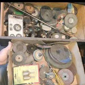 lot 18 image: Wire Wheels, Cushioned Abrassions, Cutoffs