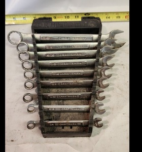 lot 140 image: Craftsman Standard Wrench Set