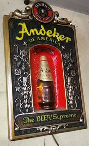 lot 248 image: Pabst ANDEKER Light up Beer Sign WORKING