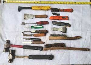 lot 253 image: Hammers Putty Knifes BoxCutters Craftsman Stanley