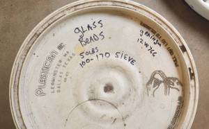 lot 257 image: Large Pail of 40lbs Glass Beads for sanding