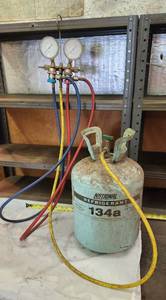 lot 331 image: Refrigerant Tank 134A