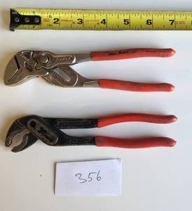 lot 356 image: Blue Point Pliers Adjustable Wrench