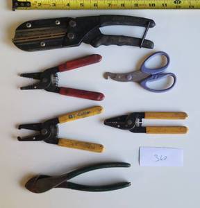 lot 360 image: Craftsman Pro Pliers