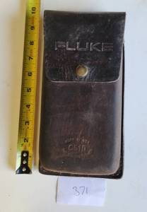 lot 371 image: Fluke 189 True RMS Multimeter