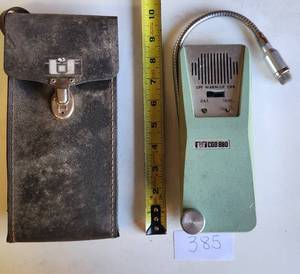 lot 385 image: TIF Leak Detector in case